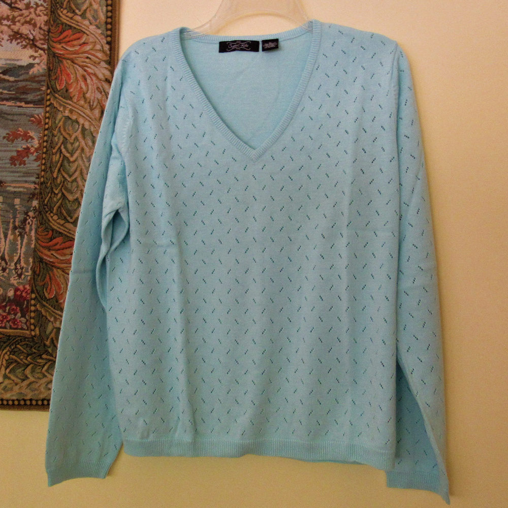 NWOT CRYSTAL KOBE BLUE SWEATER